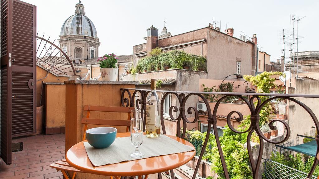 Campo De Fiori Balcony * Rome